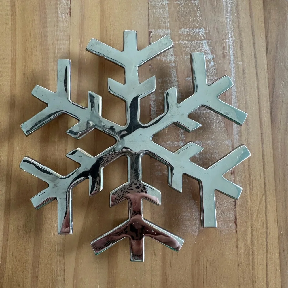 Crate & Barrel Silver-Tone 7